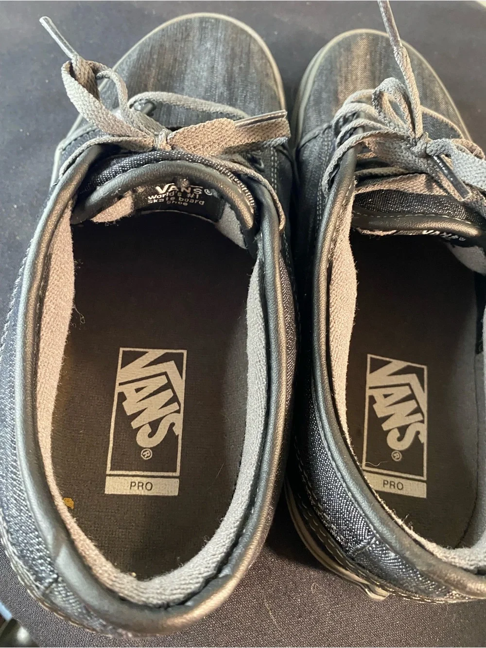 Vans Chukka Low (Denim) Black/Pewter UltraCush Sneakers Men’s 8.5